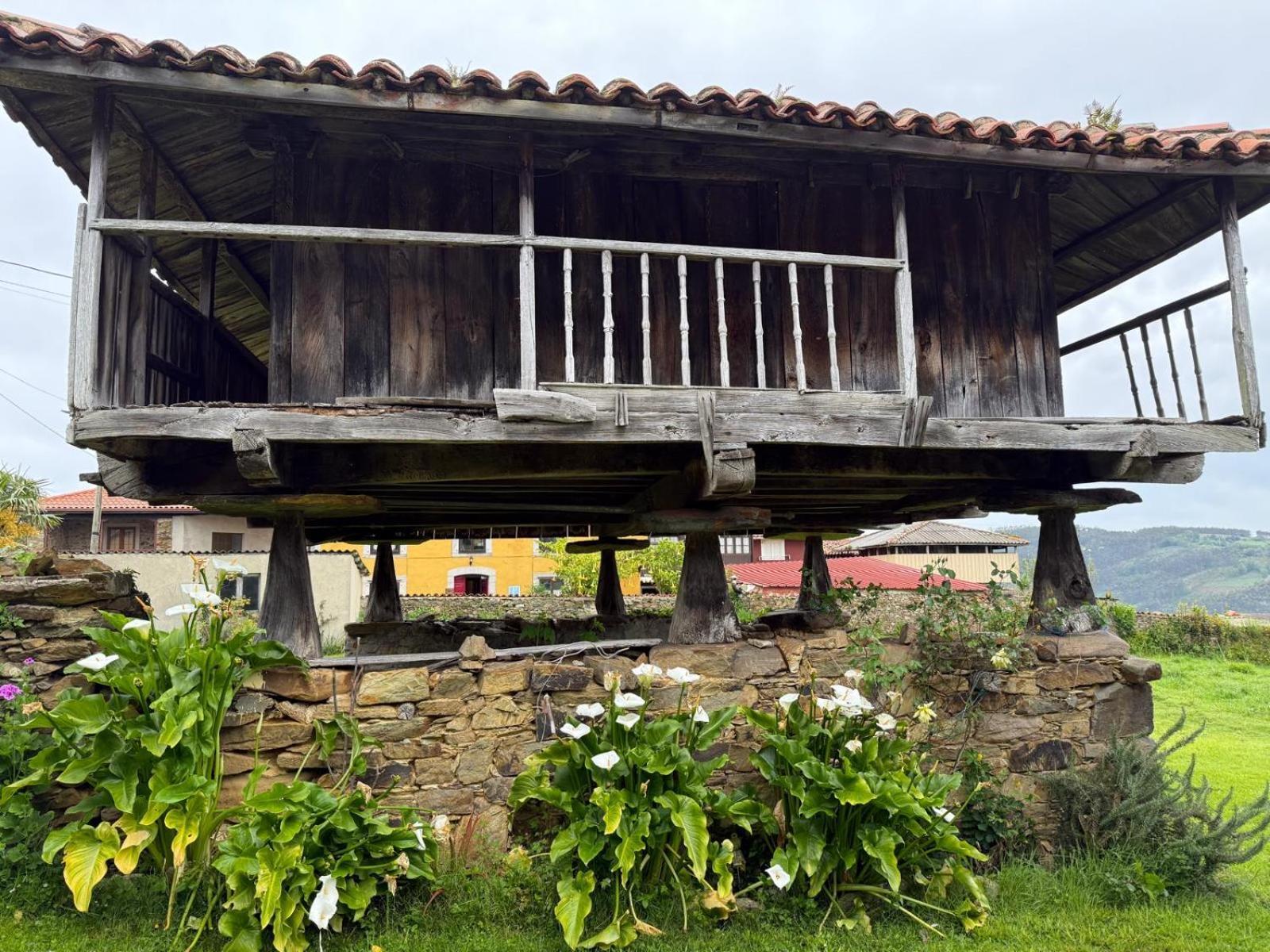 La Casona De Faedo Pension Hotel Exterior photo